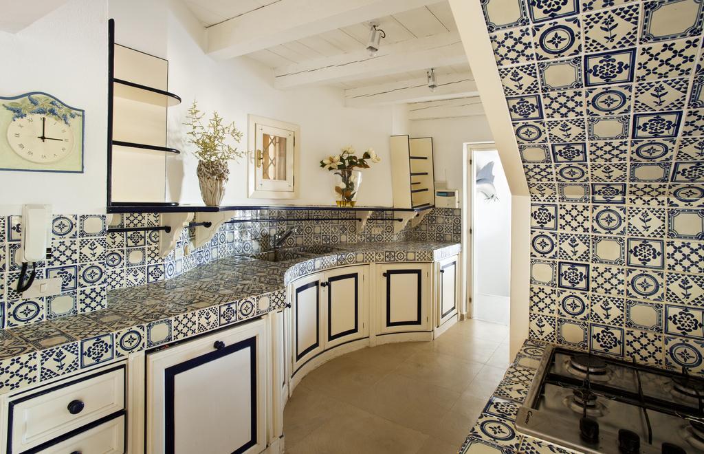 Villa Dei Tramonti Porto Rotondo Ruang foto